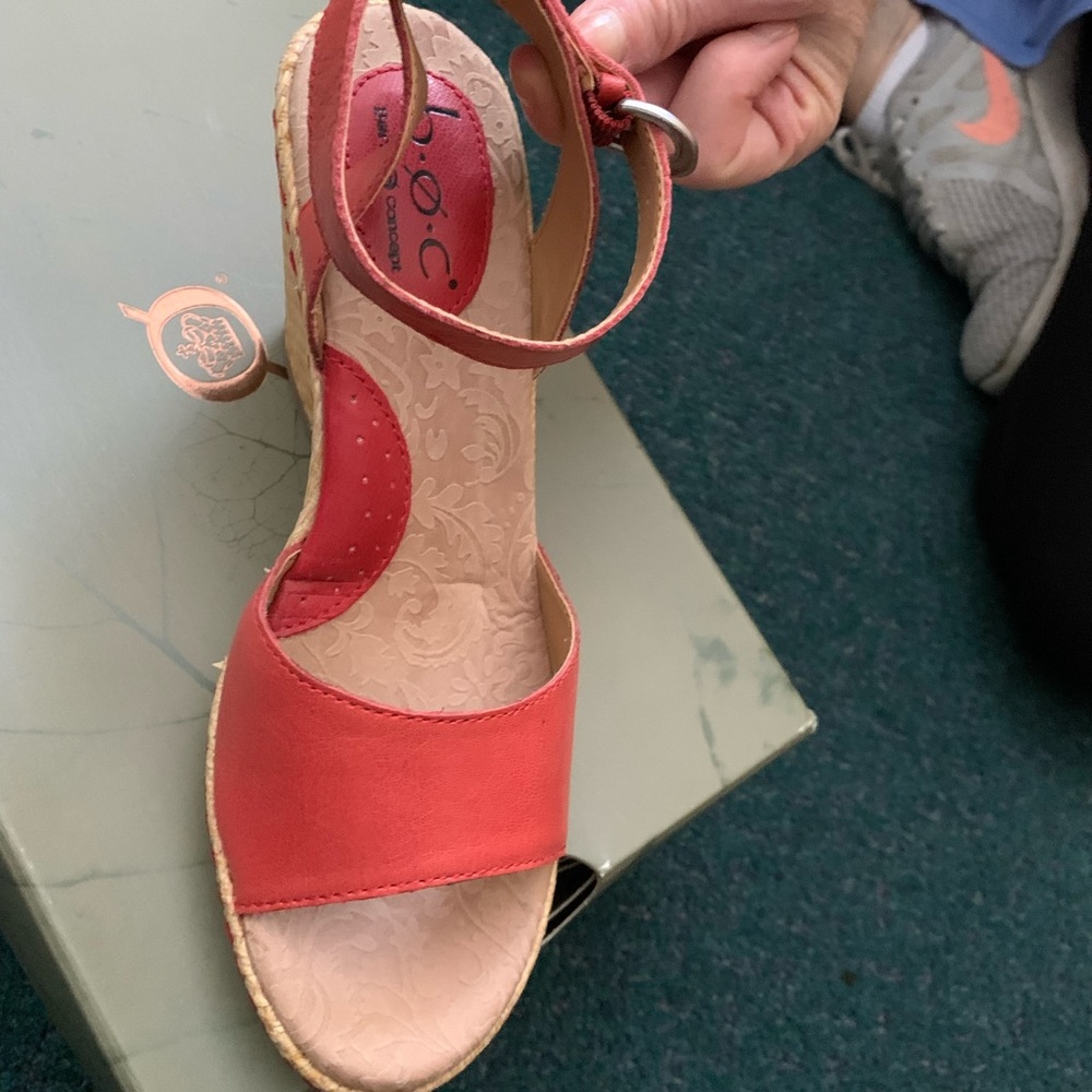 B.O.C salmon wedges. 3.5 inch heel